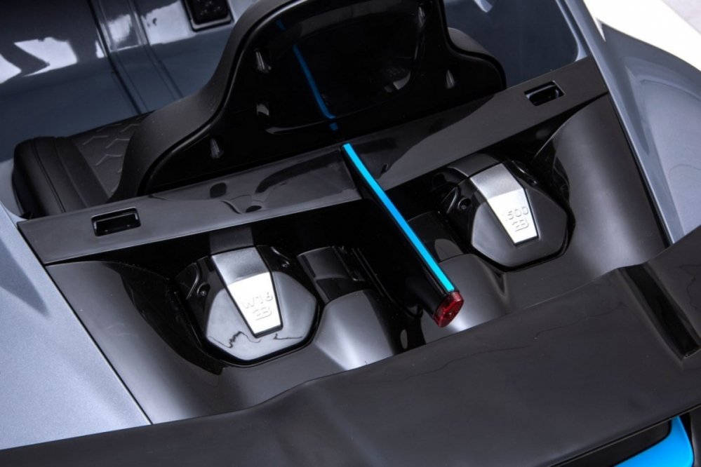 Auto's - elektrische%20kinderauto-Bugatti-Divo_%5B39965%5D_1200